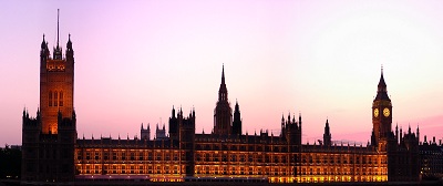 London - Palace of Westminster/Houses of Parliament im Abendrot